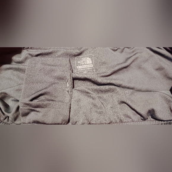 North Face Shorts NWOT Women's - Picture 6 of 9
